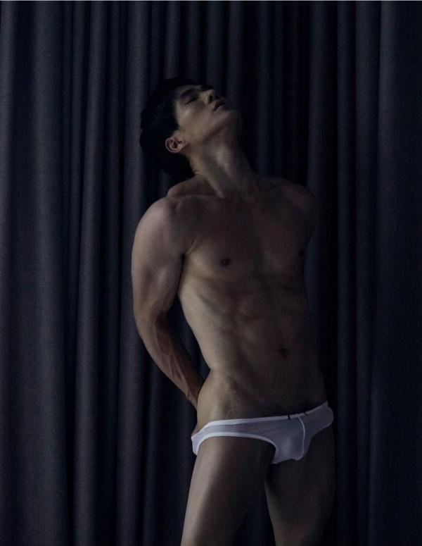 AWESOME-MEN-5--Prinzzer